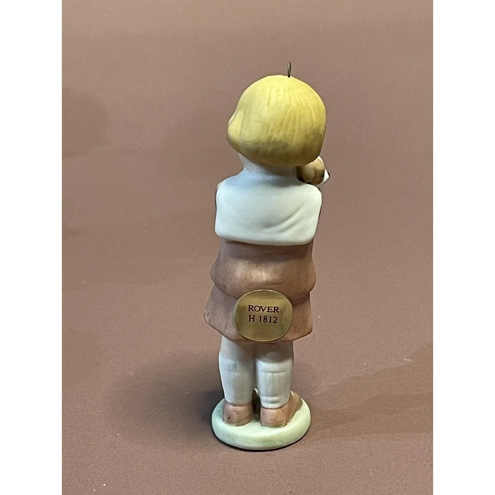 Rover Porcelain Figurine Ornament by Balliol Corp  H1812